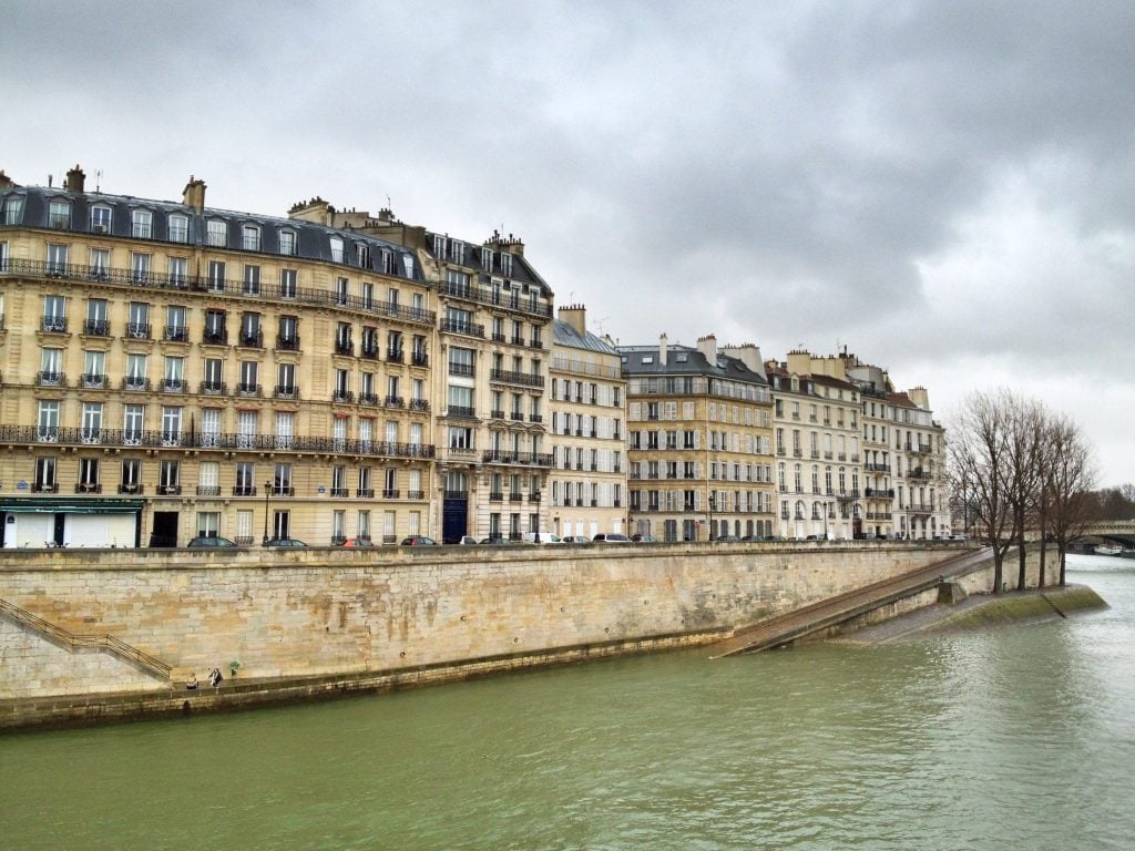 Where to Stay in Paris - Best Neighborhoods and Accommodation - Adventurous Kate : Adventurous Kate