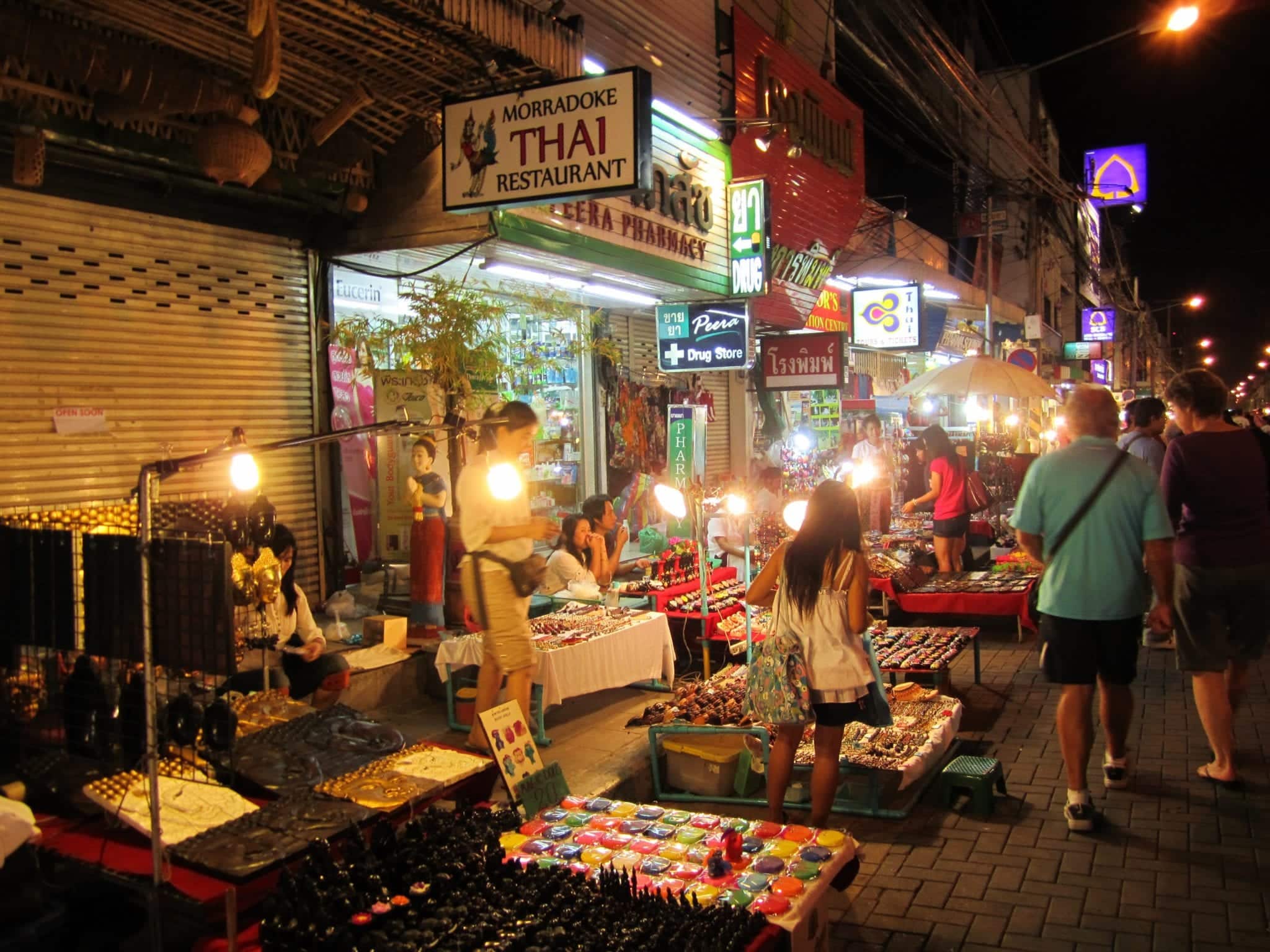 travelling alone in bangkok