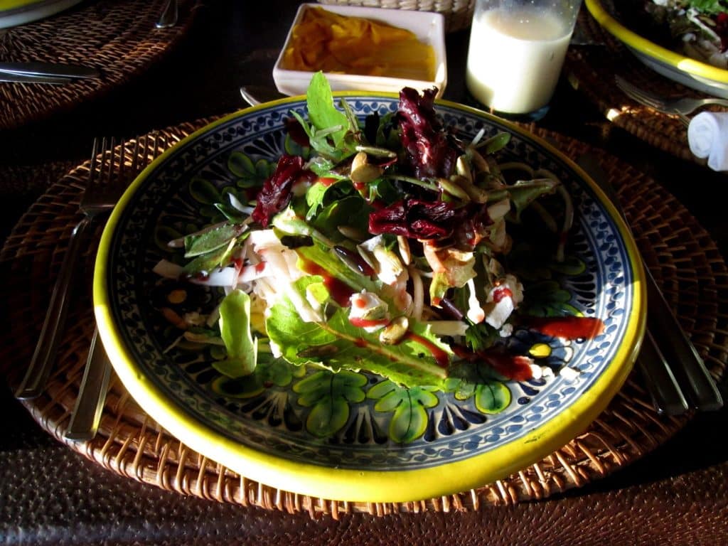 Salad with Hibiscus