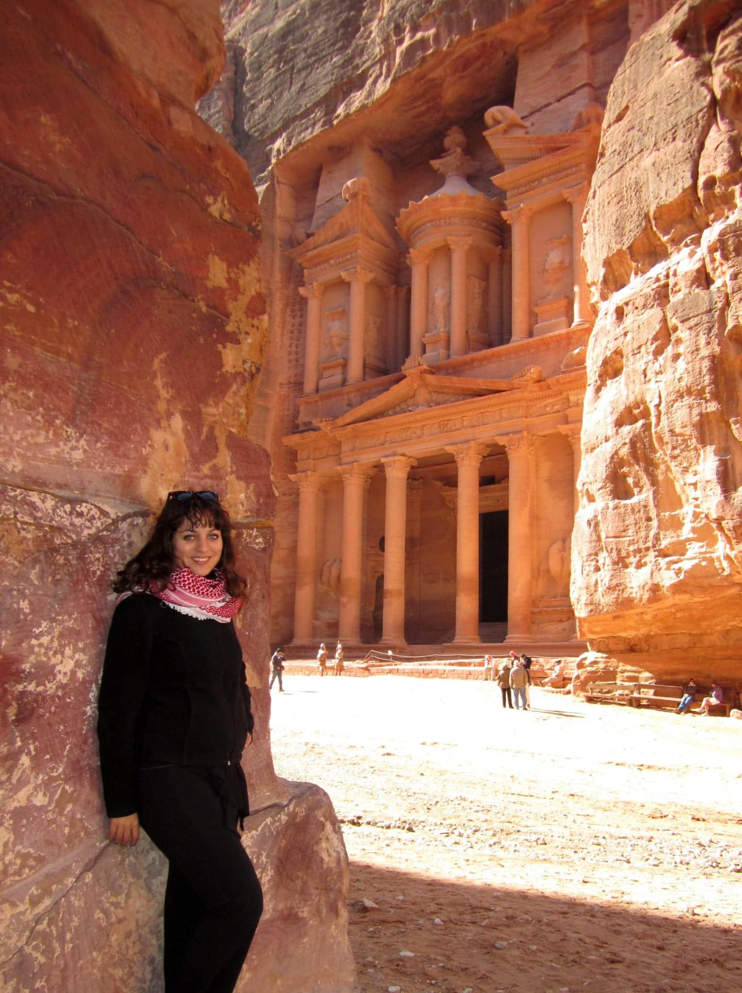 What Women Wear in Jordan? - Adventurous