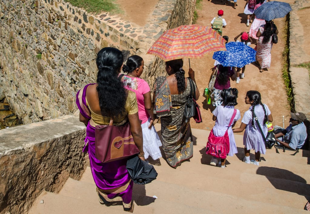 Women in Galle