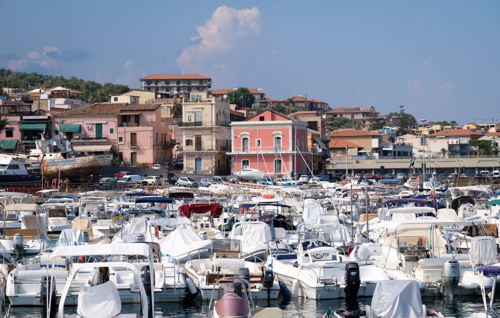 Aci Trezza