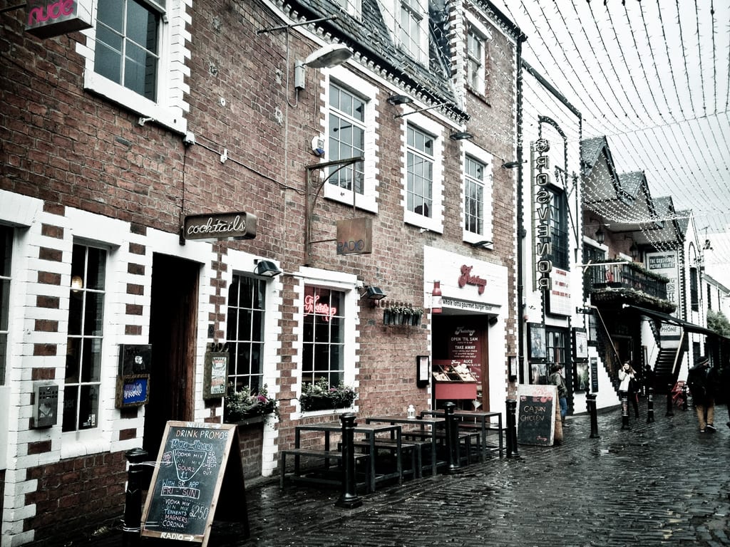 Ashton Lane Glasgow